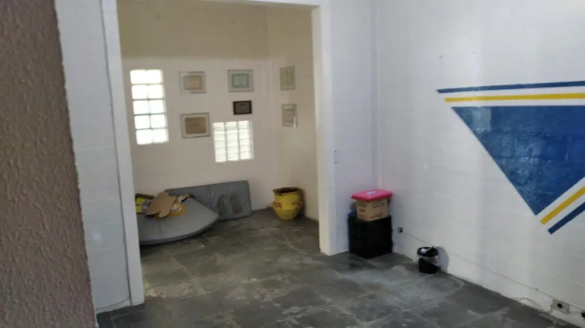 Sala Comercial à venda e para alugar, 760m2 em Vila Cardia, Bauru - SP - imagem 5 Foto 5 de Sala Comercial à venda e para alugar, 760m2 em Vila Cardia, Bauru - SP