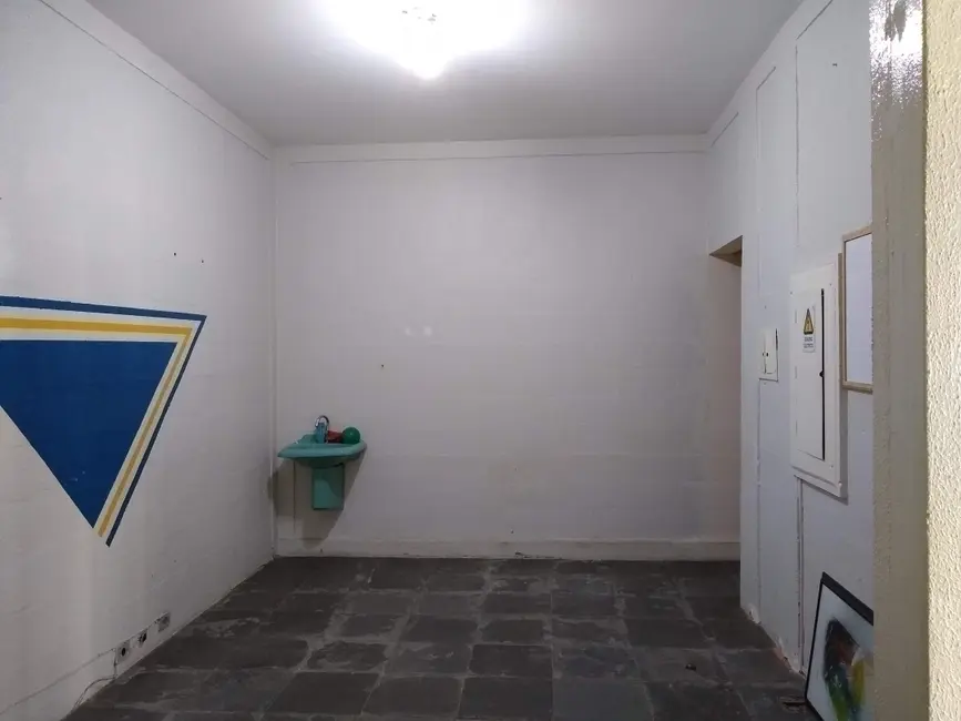 Sala Comercial à venda e para alugar, 760m2 em Vila Cardia, Bauru - SP - imagem 4 Foto 4 de Sala Comercial à venda e para alugar, 760m2 em Vila Cardia, Bauru - SP