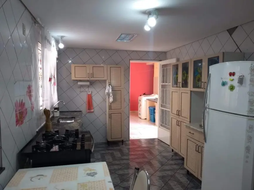 Casa com 3 quartos à venda em Núcleo Habitacional Vereador Edson Francisco da Silva, Bauru - SP - imagem 7 Foto 7 de Casa com 3 quartos à venda em Núcleo Habitacional Vereador Edson Francisco da Silva, Bauru - SP