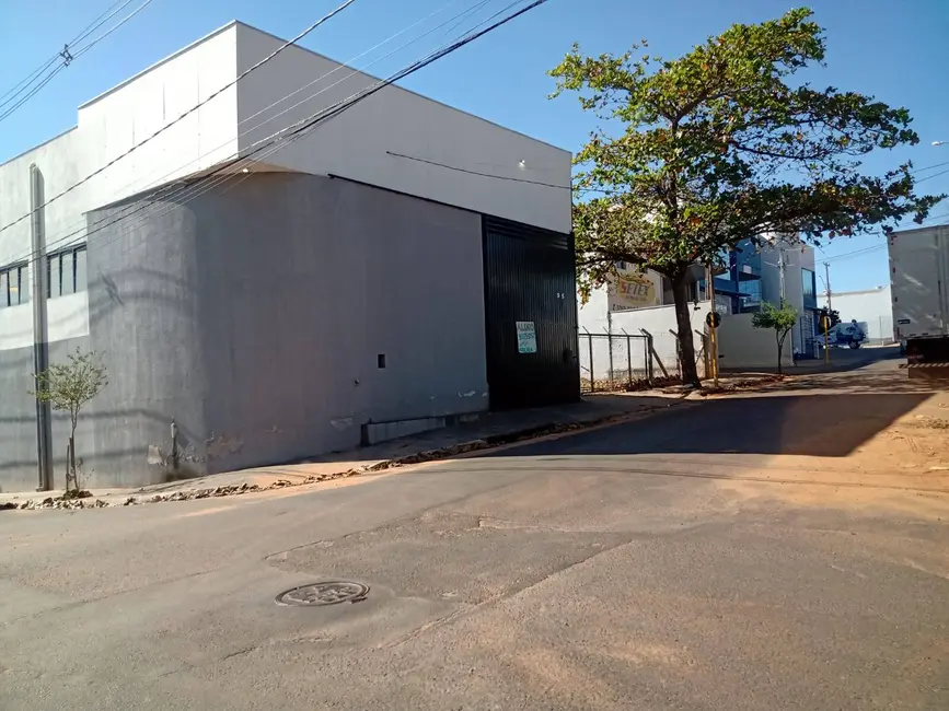 Foto 1 de Sala Comercial para alugar em Vila Engler, Bauru - SP