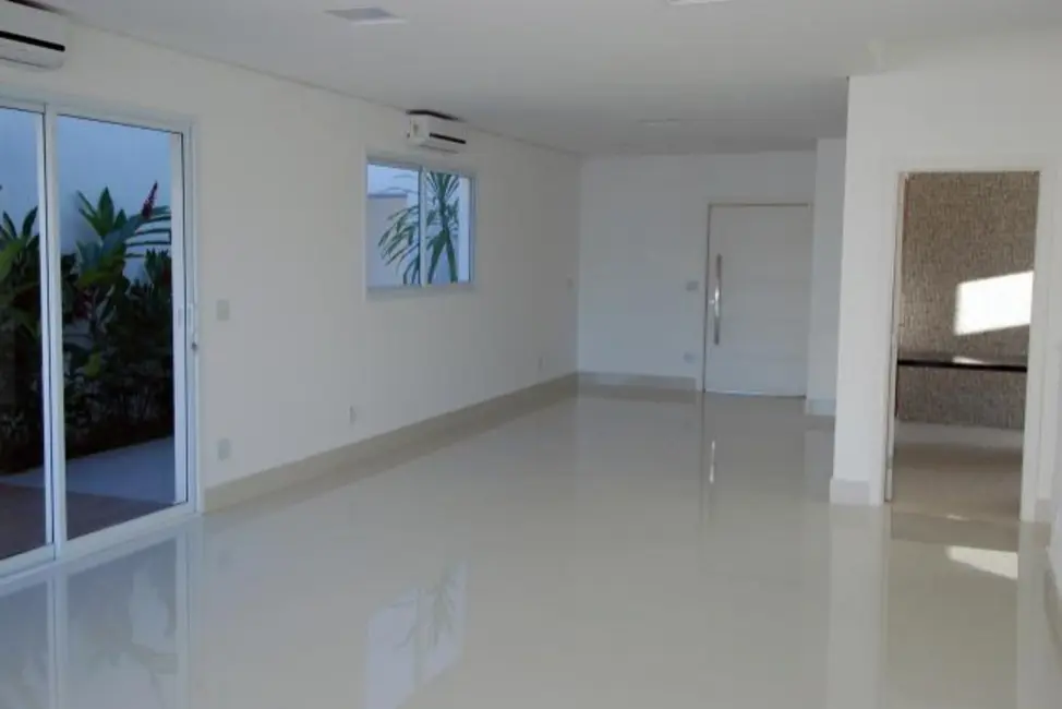 Foto 1 de Casa de Condomínio com 4 quartos à venda, 300m2 em Bauru - SP