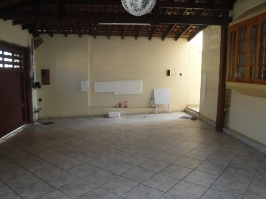 Foto 2 de Casa com 3 quartos à venda, 300m2 em Jardim Estoril, Bauru - SP