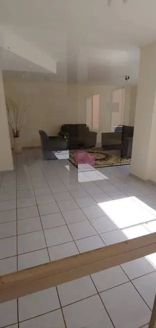 Apartamento com 2 quartos para alugar, 68m2 em Jardim Auri Verde, Bauru - SP - imagem 5 Foto 5 de Apartamento com 2 quartos para alugar, 68m2 em Jardim Auri Verde, Bauru - SP