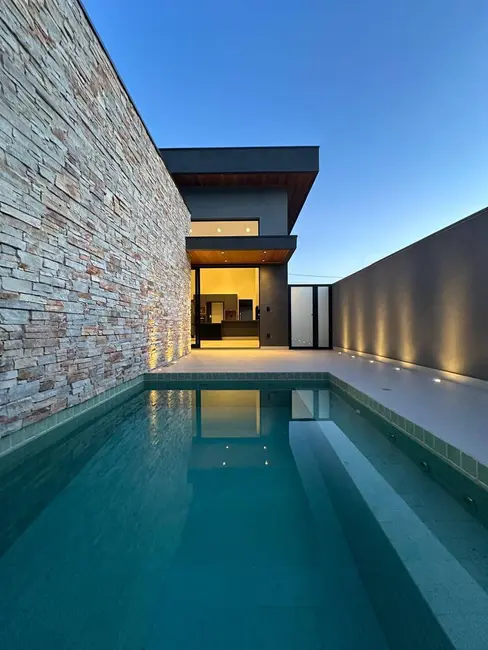 Casa com 3 quartos à venda e para alugar em Bauru - SP - imagem 5 Foto 5 de Casa com 3 quartos à venda e para alugar em Bauru - SP