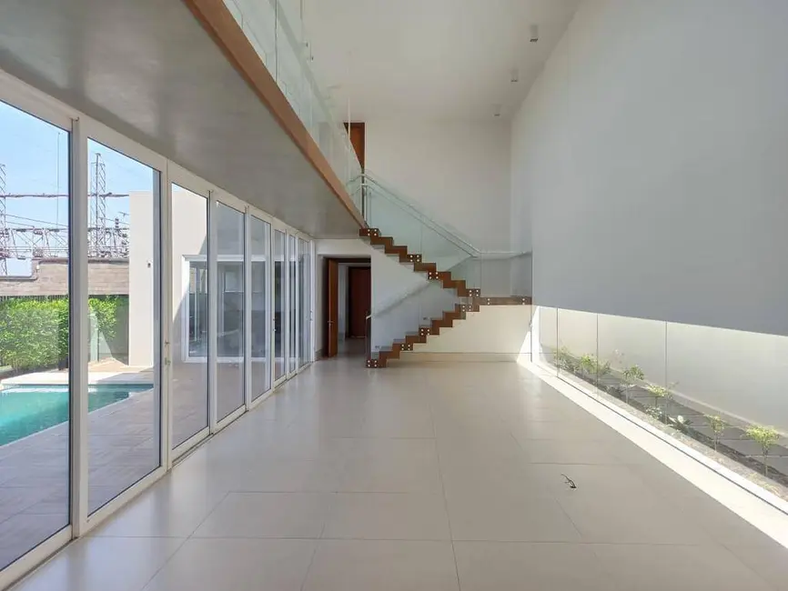 Foto 1 de Casa com 3 quartos para alugar, 564m2 em Residencial Jardim Estoril V, Bauru - SP
