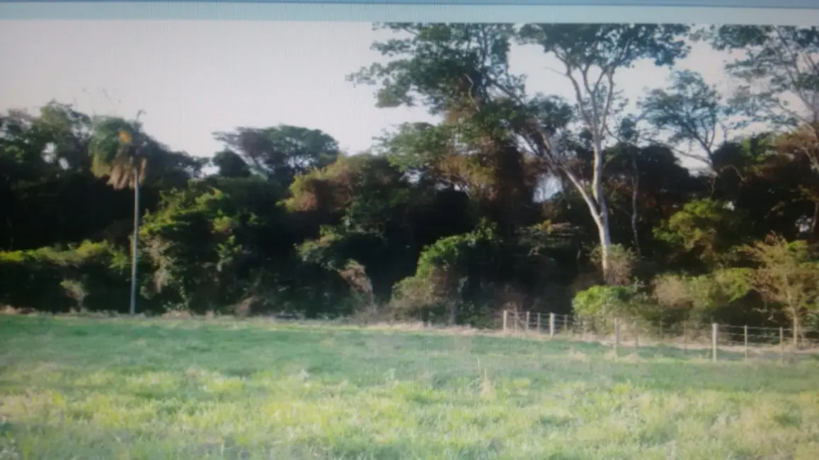 Foto 2 de Terreno / Lote à venda, 1248m2 em Arealva - SP