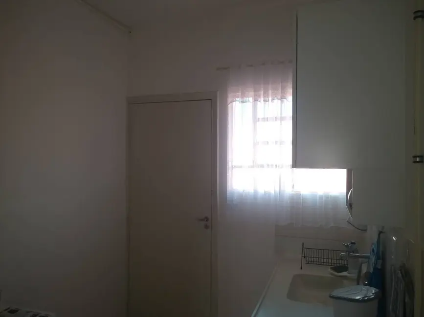Apartamento com 1 quarto para alugar, 40m2 em Jardim Brasil, Bauru - SP - imagem 7 Foto 7 de Apartamento com 1 quarto para alugar, 40m2 em Jardim Brasil, Bauru - SP