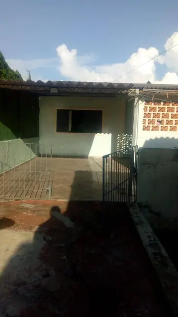 Foto 1 de Casa com 2 quartos para alugar em Vila São João da Boa Vista, Bauru - SP