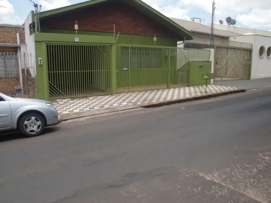 Foto 1 de Casa com 3 quartos à venda, 350m2 em Alto Higienópolis, Bauru - SP