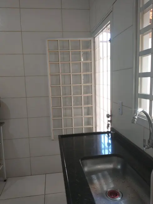 Foto 8 de Casa com 2 quartos à venda e para alugar em Parque Santa Edwiges, Bauru - SP