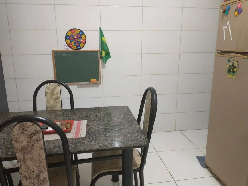 Foto 9 de Casa com 2 quartos à venda e para alugar em Parque Santa Edwiges, Bauru - SP