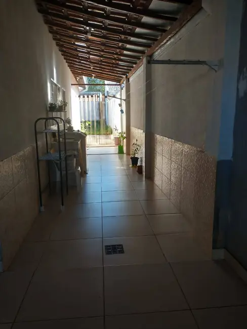 Foto 7 de Casa com 2 quartos à venda e para alugar em Parque Santa Edwiges, Bauru - SP