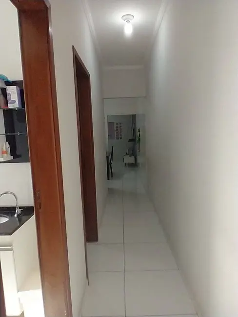 Foto 3 de Casa com 2 quartos à venda e para alugar em Parque Santa Edwiges, Bauru - SP