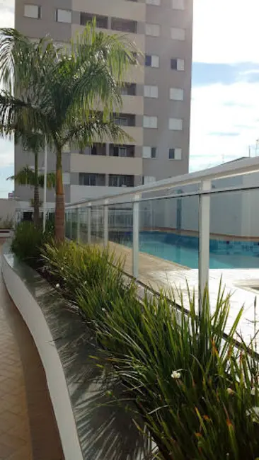 Foto 2 de Apartamento com 2 quartos para alugar em Vila Cardia, Bauru - SP
