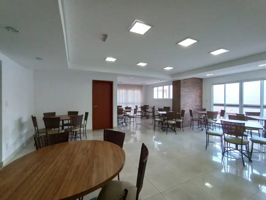 Foto 2 de Apartamento com 2 quartos para alugar, 85m2 em Jardim América, Bauru - SP