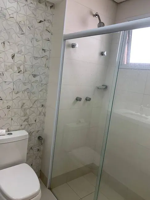 Apartamento com 3 quartos para alugar em Jardim Infante Dom Henrique, Bauru - SP - imagem 4 Foto 4 de Apartamento com 3 quartos para alugar em Jardim Infante Dom Henrique, Bauru - SP