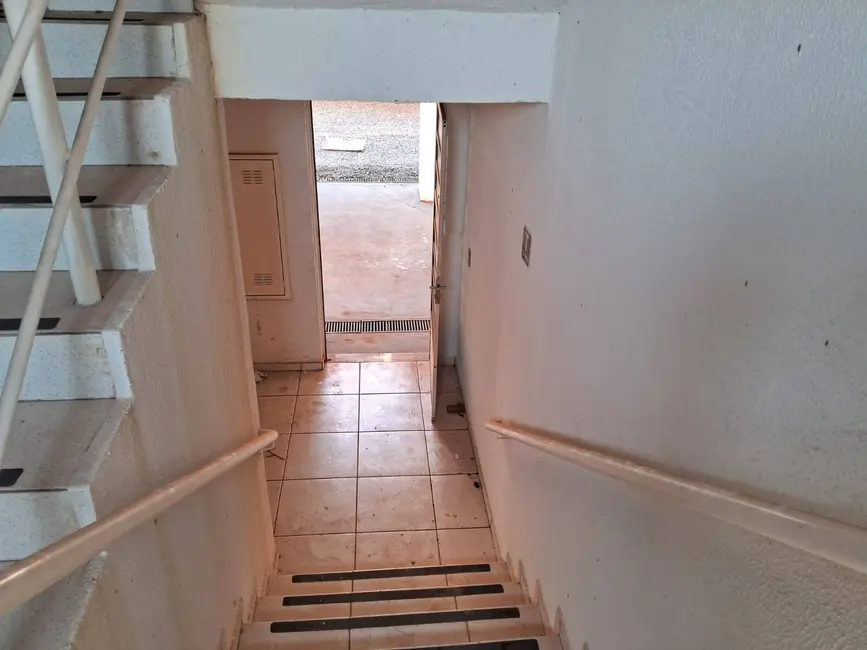 Apartamento com 1 quarto para alugar em Jardim Dona Lili, Bauru - SP - imagem 4 Foto 4 de Apartamento com 1 quarto para alugar em Jardim Dona Lili, Bauru - SP