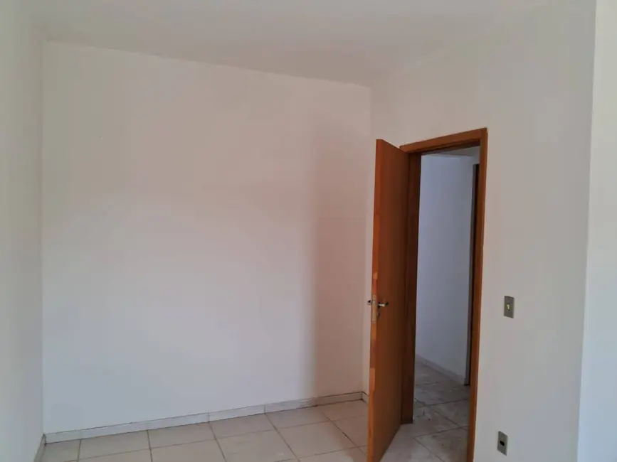 Apartamento com 1 quarto para alugar em Jardim Dona Lili, Bauru - SP - imagem 9 Foto 9 de Apartamento com 1 quarto para alugar em Jardim Dona Lili, Bauru - SP