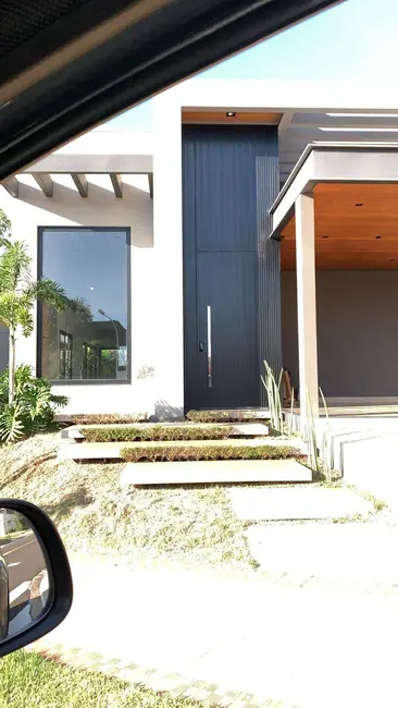 Foto 3 de Casa com 3 quartos à venda, 346m2 em Vila Santista, Bauru - SP