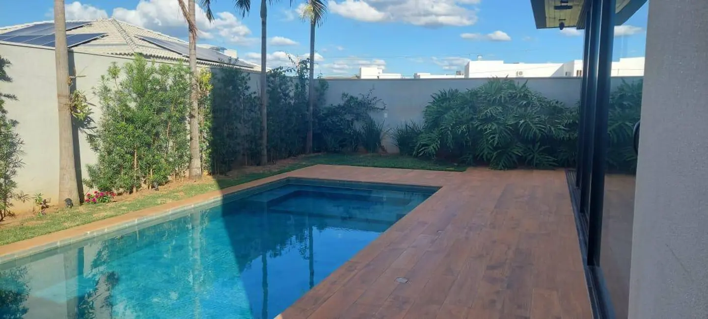 Foto 8 de Casa com 3 quartos à venda, 420m2 em Bauru - SP