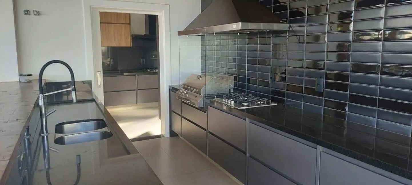 Casa com 3 quartos à venda, 420m2 em Bauru - SP - imagem 9 Foto 9 de Casa com 3 quartos à venda, 420m2 em Bauru - SP