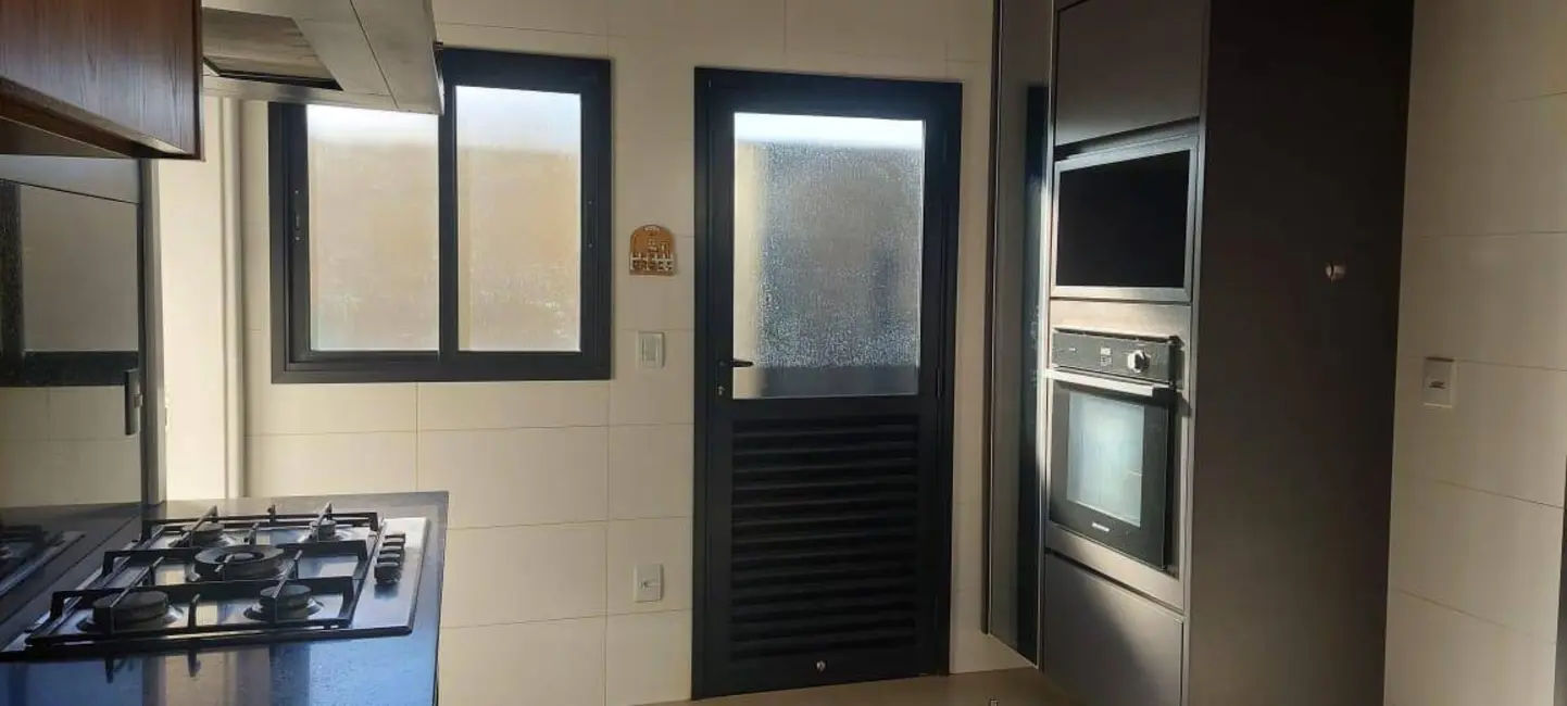 Casa com 3 quartos à venda, 420m2 em Bauru - SP - imagem 5 Foto 5 de Casa com 3 quartos à venda, 420m2 em Bauru - SP