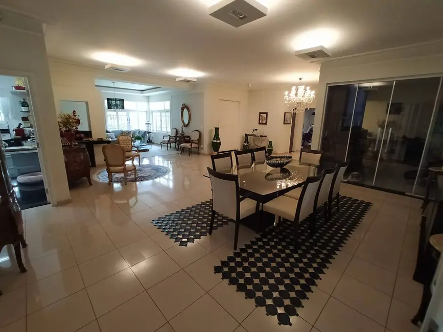 Foto 5 de Casa com 4 quartos à venda, 2500m2 em Bauru - SP