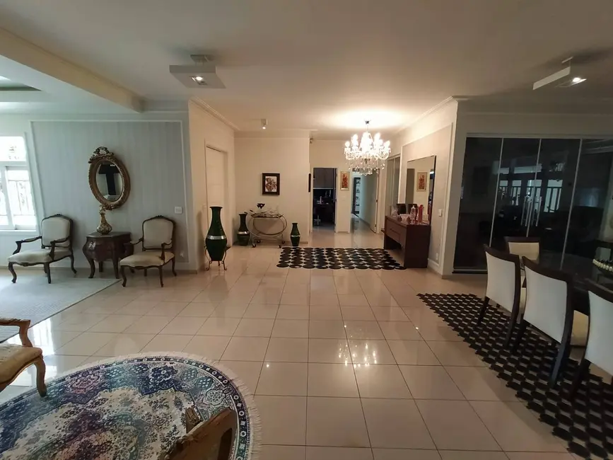 Foto 1 de Casa com 4 quartos à venda, 2500m2 em Bauru - SP