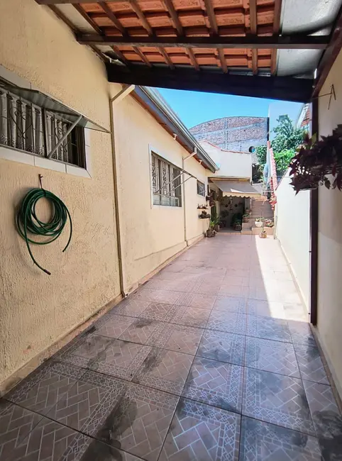 Foto 8 de Casa com 3 quartos à venda, 360m2 em Núcleo Residencial Presidente Geisel, Bauru - SP