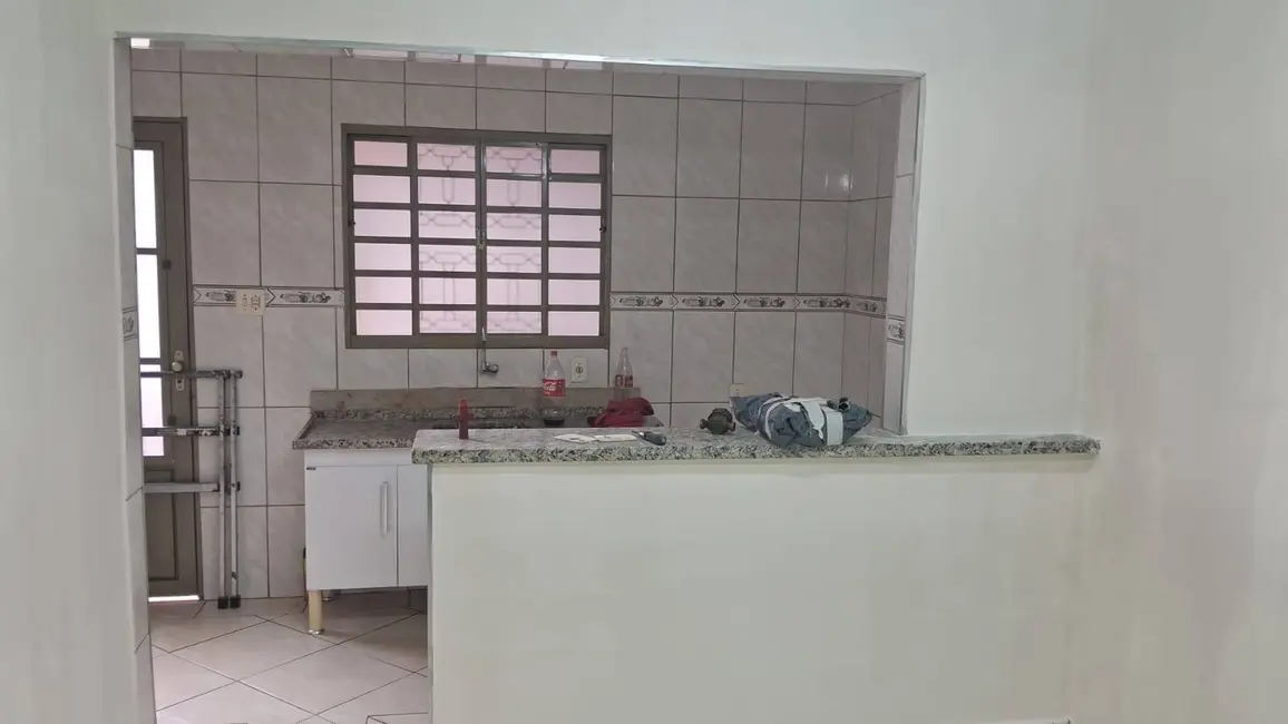 Casa com 2 quartos à venda e para alugar em Jardim Fonte do Castelo, Bauru - SP - imagem 9 Foto 9 de Casa com 2 quartos à venda e para alugar em Jardim Fonte do Castelo, Bauru - SP