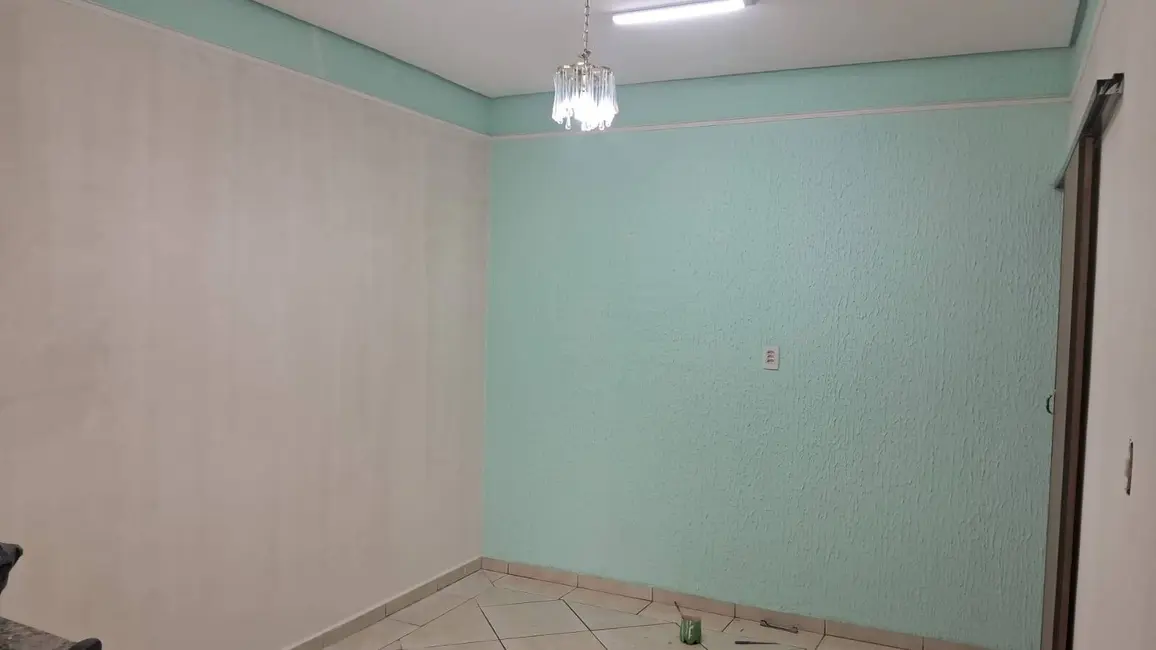 Casa com 2 quartos à venda e para alugar em Jardim Fonte do Castelo, Bauru - SP - imagem 4 Foto 4 de Casa com 2 quartos à venda e para alugar em Jardim Fonte do Castelo, Bauru - SP