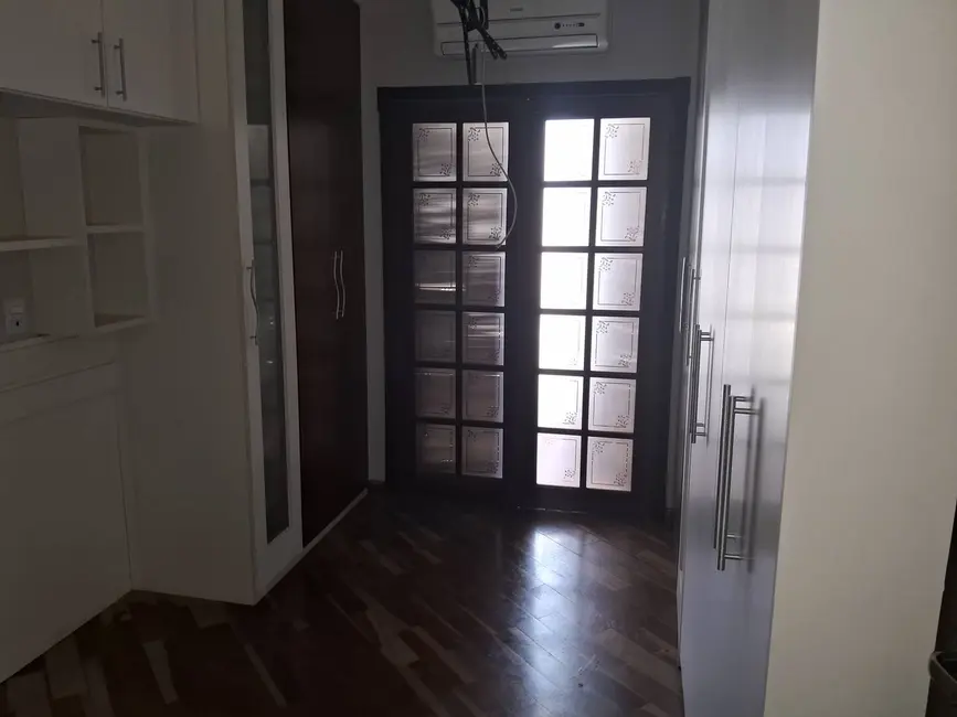 Foto 5 de Casa com 3 quartos à venda e para alugar em Vila Camargo, Bauru - SP