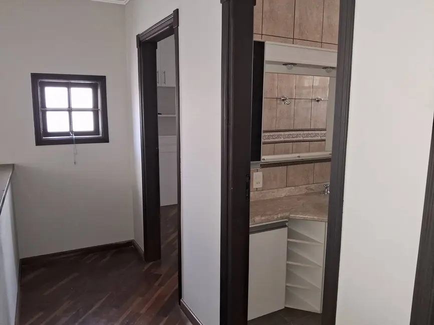 Foto 8 de Casa com 3 quartos à venda e para alugar em Vila Camargo, Bauru - SP