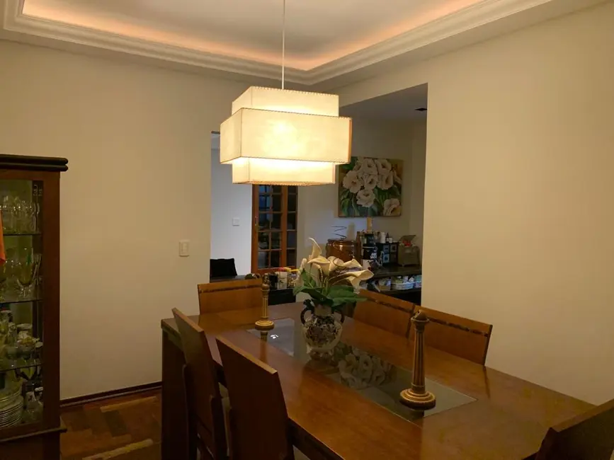 Casa com 5 quartos à venda, 390m2 em Vila Serrão, Bauru - SP - imagem 5 Foto 5 de Casa com 5 quartos à venda, 390m2 em Vila Serrão, Bauru - SP