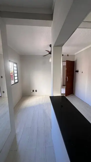 Foto 2 de Apartamento com 2 quartos para alugar em Núcleo Habitacional Vereador Edson Francisco da Silva, Bauru - SP