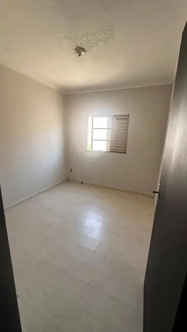 Foto 8 de Apartamento com 2 quartos para alugar em Núcleo Habitacional Vereador Edson Francisco da Silva, Bauru - SP
