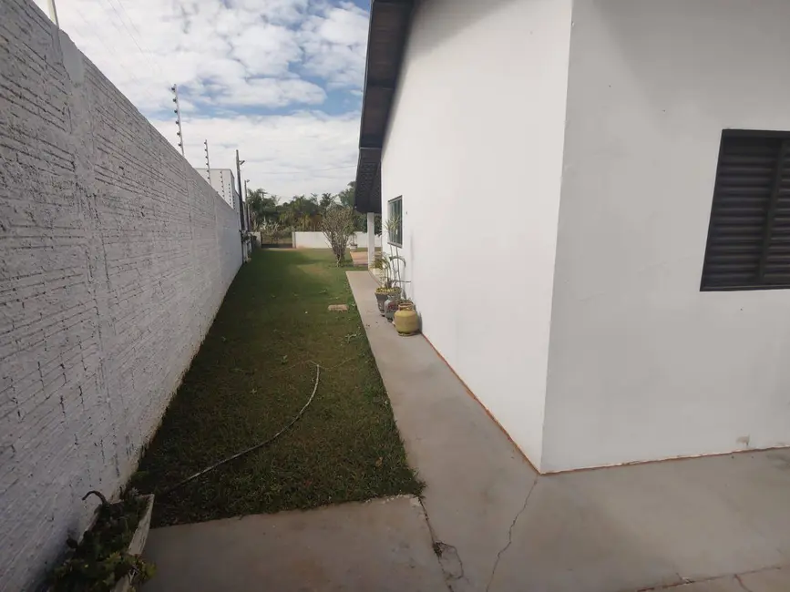 Foto 4 de Chácara com 2 quartos à venda, 1187m2 em Vale do Igapó, Bauru - SP