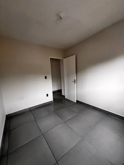 Foto 9 de Apartamento com 2 quartos à venda em Núcleo Habitacional Mary Dota, Bauru - SP