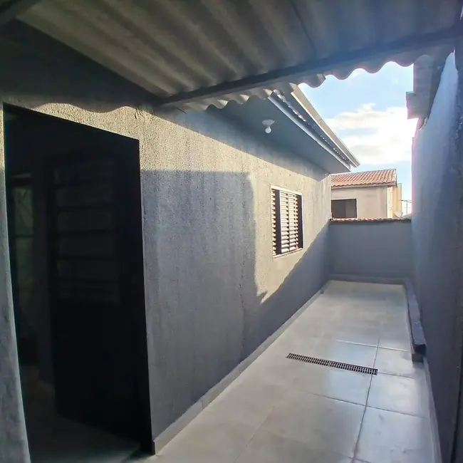 Foto 2 de Casa com 2 quartos à venda, 125m2 em Parque Jaraguá, Bauru - SP