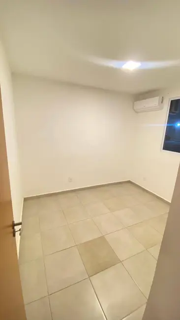 Foto 6 de Apartamento com 2 quartos à venda e para alugar, 47m2 em Parque Viaduto, Bauru - SP