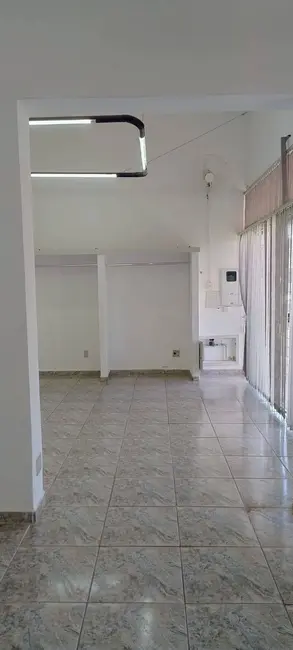 Sala Comercial à venda, 341m2 em Vila Quaggio, Bauru - SP - imagem 7 Foto 7 de Sala Comercial à venda, 341m2 em Vila Quaggio, Bauru - SP