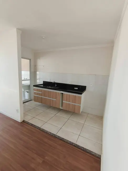 Foto 3 de Apartamento com 2 quartos à venda em Parque São João, Bauru - SP