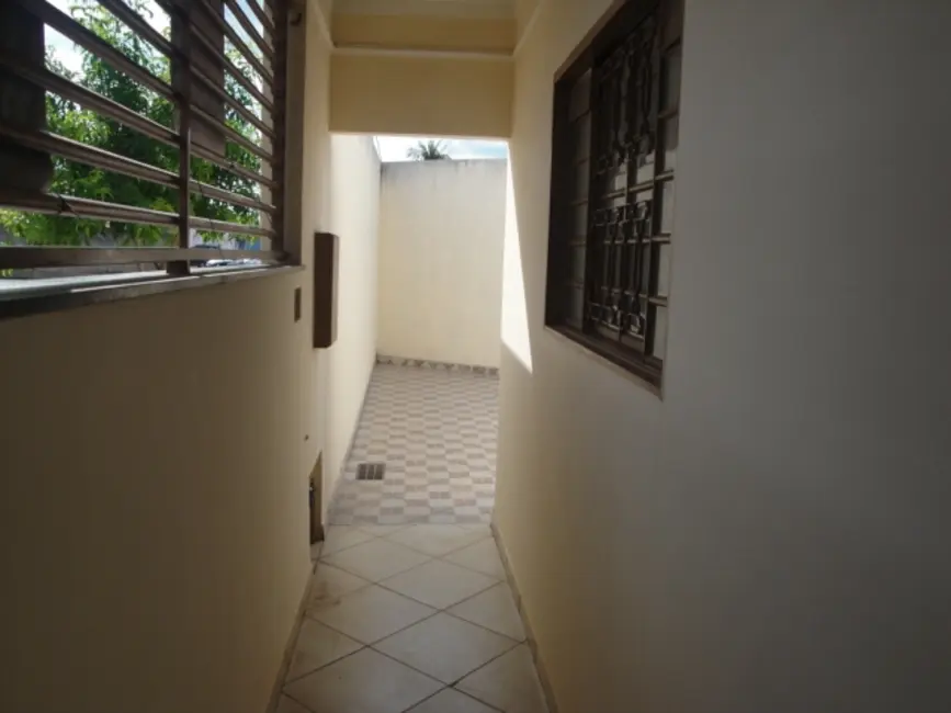 Foto 1 de Casa com 3 quartos à venda, 150m2 em Jardim Petrópolis, Bauru - SP