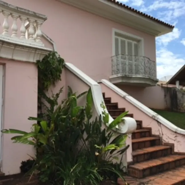 Foto 1 de Casa com 4 quartos à venda em Bauru - SP