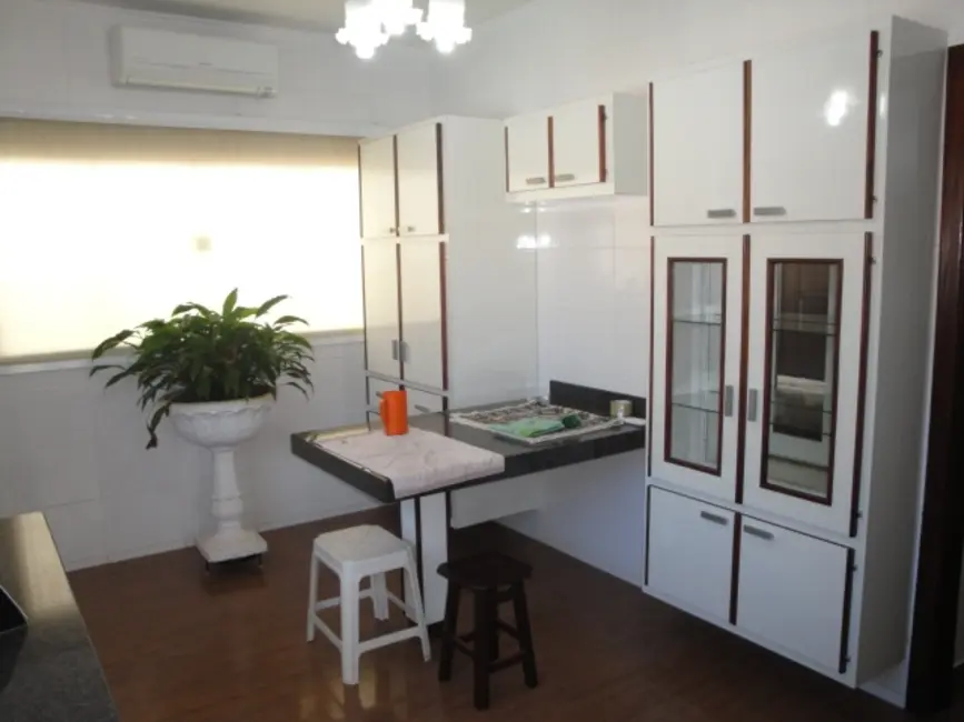 Foto 1 de Casa com 3 quartos à venda, 490m2 em Vila Santa Luzia, Bauru - SP