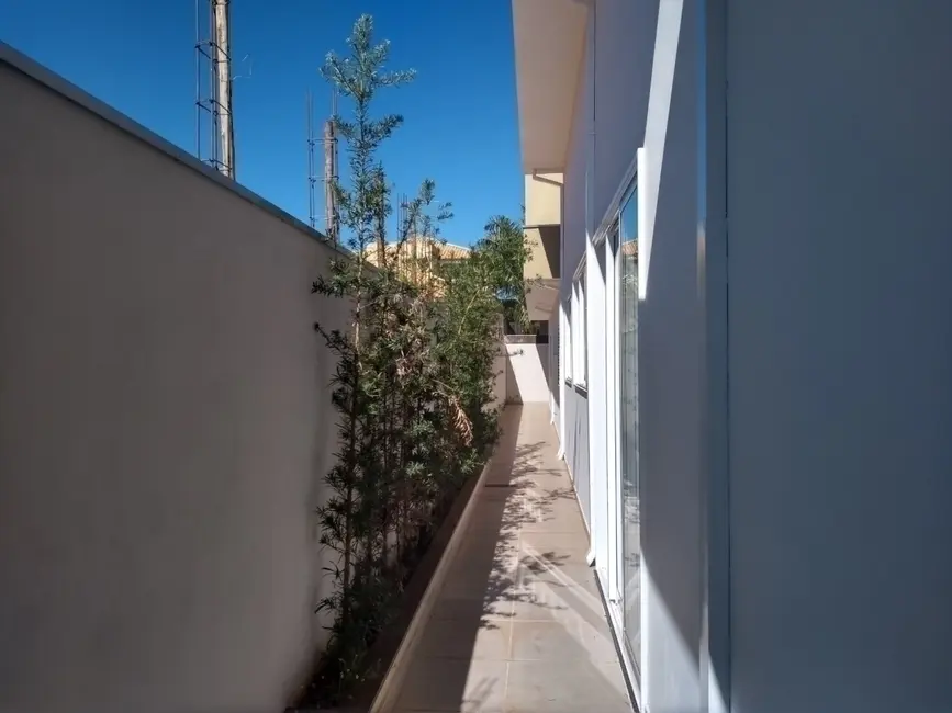 Foto 3 de Casa de Condomínio com 3 quartos à venda, 210m2 em Bauru - SP