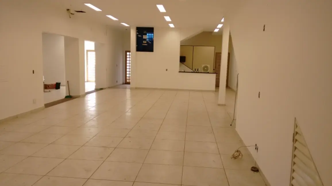 Foto 2 de Sala Comercial para alugar, 420m2 em Centro, Bauru - SP