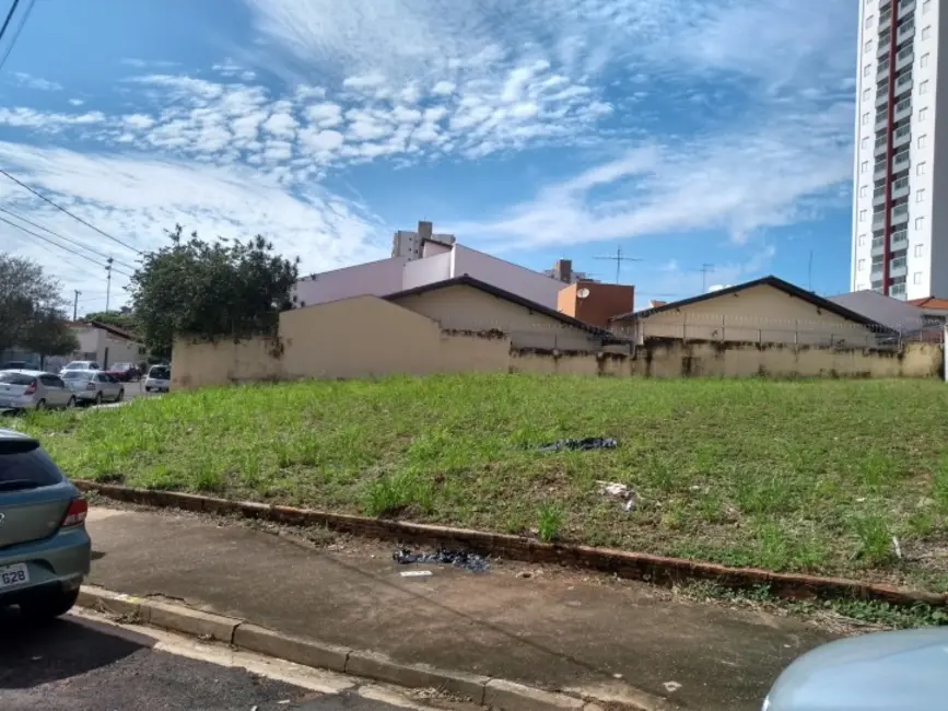 Foto 1 de Terreno / Lote à venda, 556m2 em Jardim Ferraz, Bauru - SP