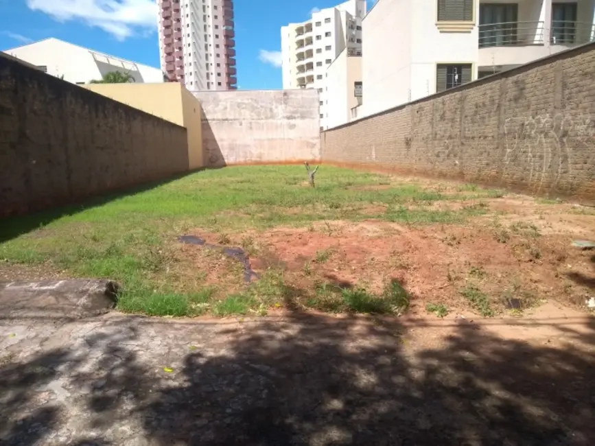 Foto 2 de Terreno / Lote à venda, 429m2 em Vila Maracy, Bauru - SP