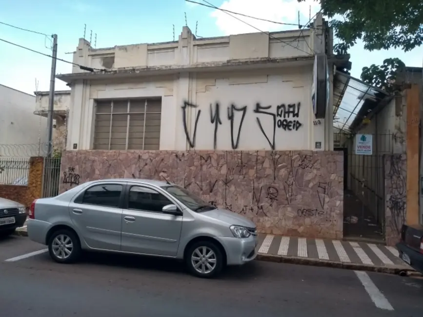 Foto 1 de Terreno / Lote à venda, 470m2 em Centro, Bauru - SP
